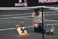 男が焼身抗議 テニスのレーバー・カップ、試合は一時中断