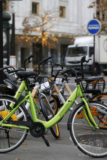 仏自転車シェアサービス終了、数千台が盗難や破壊被害 仏自転車シェアサービス終了、数千台が盗難や破壊被害