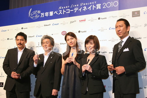 万年筆ベストコーディネート賞2010、布袋寅泰・松下奈緒ら5名が受賞 万年筆ベストコーディネート賞2010、布袋寅泰・松下奈緒ら5名が受賞