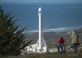 スペースX、衛星打ち上げ成功 ロケット洋上着陸はまた失敗 スペースX、衛星打ち上げ成功 ロケット洋上着陸はまた失敗