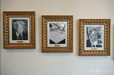 トランプ氏、バイデン前政権下の自動署名文書をすべて「無効」に