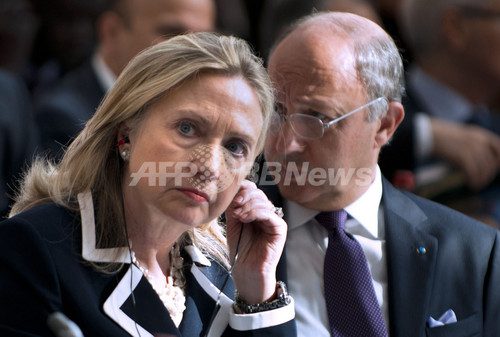 「シリアの友人」会合、米仏が制裁強化求める 「シリアの友人」会合、米仏が制裁強化求める