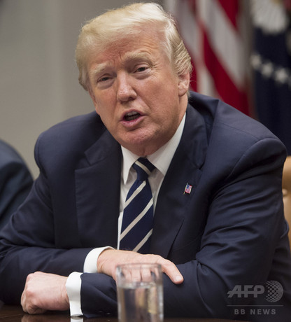 トランプ氏、「肥だめ」諸国とは言っていない ツイッターで反論