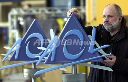 AOL、英人気SNSを買収、ヤフー救済はなしか AOL、英人気SNSを買収、ヤフー救済はなしか