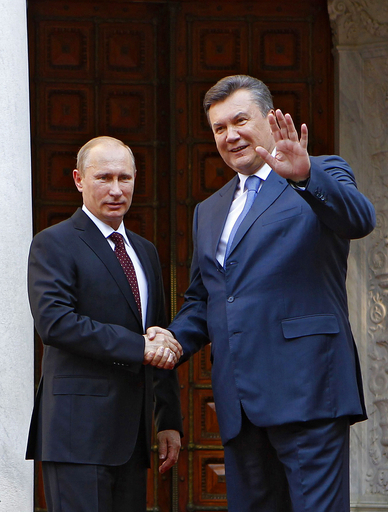 プーチン露大統領、ウクライナで首脳会談に4時間遅刻