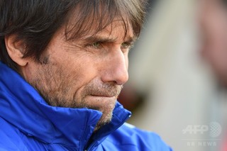 チェルシーがコンテ監督の退任を発表、サッリの就任が間近に チェルシーがコンテ監督の退任を発表、サッリの就任が間近に