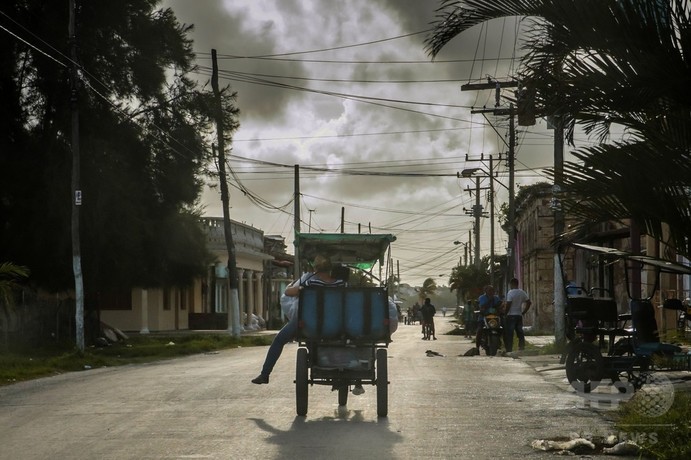ハリケーン「イルマ」、キューバに上陸 地震被災のメキシコには「カティア」が上陸 ハリケーン「イルマ」、キューバに上陸 地震被災のメキシコには「カティア」が上陸