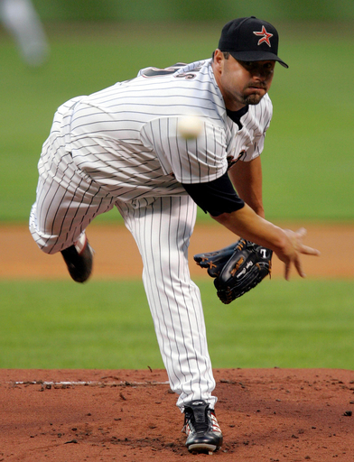 MLB＞アストロズGM クレメンス獲得報道を否定 - 米国 写真4枚 国際