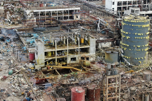 江蘇省の化学工場爆発 1月の調査で37項目の問題指摘 2010年にも爆発 写真7枚 国際ニュース Afpbb News