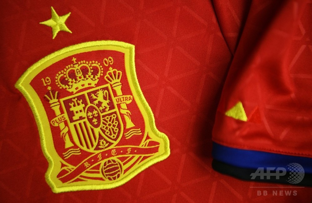 仏でスペイン代表の偽ユニホーム1200枚を押収、計1800万円相当