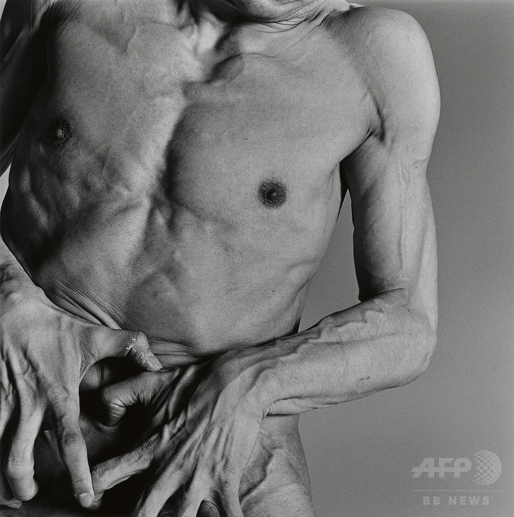 操上和美写真展「DEDICATED – 首藤康之」