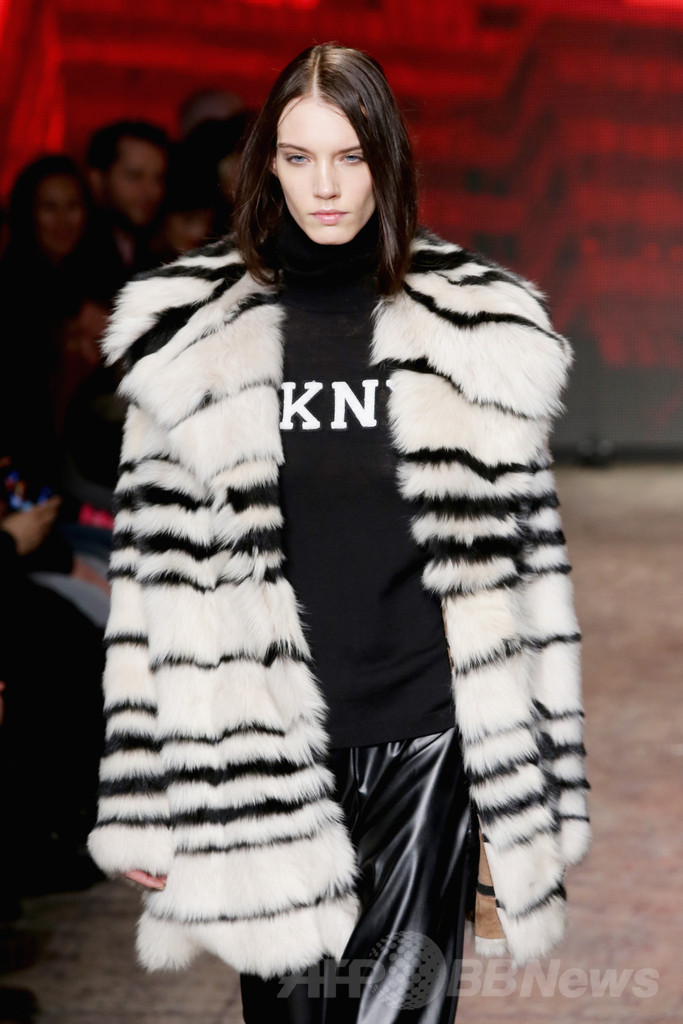 ＜14/15年秋冬NYコレクション＞DKNY