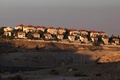 パレスチナ自治区ヨルダン川西岸で、イスラエルによる占領地に建てられたユダヤ人入植地マーレアドゥミム（2024年6月28日撮影）。(c)AHMAD GHARABLI / AFP