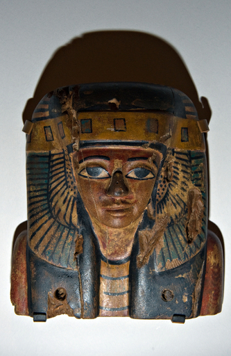 ロンドンで「贋作ばかりの展覧会」、警察押収品が100点以上