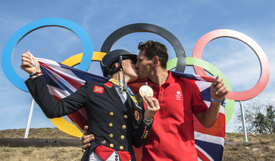 リオ五輪で求婚ラッシュ 馬術 陸上で連日の公開プロポーズ 写真10枚 国際ニュース Afpbb News