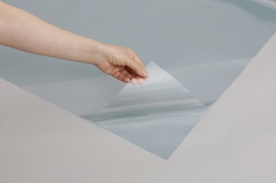 高い遮熱性と透明性を両立した猛暑対策製品の新ブランド 『アキレス ソーラークリア』※ 