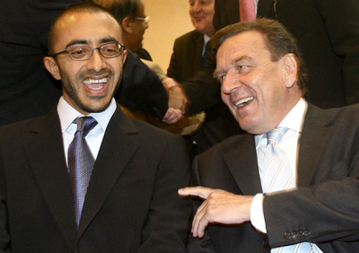 シュレーダー前首相、NUMOVの名誉総裁に就任 - ドイツ