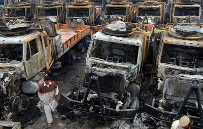 パキスタン、NATO軍への補給ルートを一時遮断　掃討作戦で