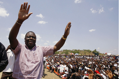 ジンバブエの連立政権協議、野党党首は欠席 スワジランド