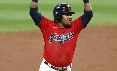 MLBインディアンスがチーム名廃止へ、米先住民から批判 報道