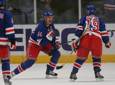 レンジャーズ OTの末デビルズ破り連敗を3で止める