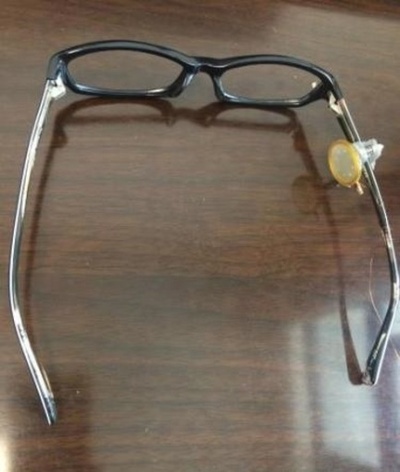 まばたきで電子機器を操作するセンサー　中国科学者が開発