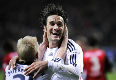 バイエルン アウェーでフランクフルトに勝利