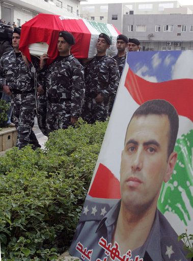 レバノン治安当局車両爆破事件、死者5人に