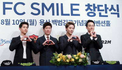 パク・チソンら、チャリティー団体の創立式典に出席 ソウル