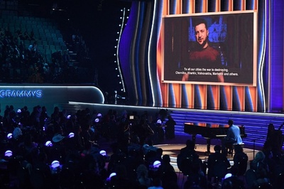 「静寂を音楽で満たしてほしい」 ウクライナ大統領、グラミー賞に動画で登場