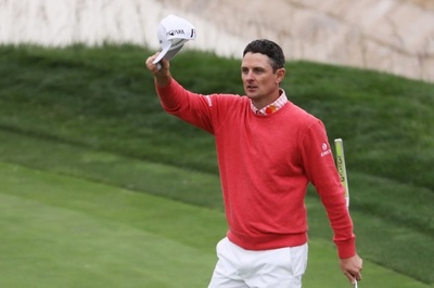 ローズが全米OP単独首位発進、ウッズの大会最少スコアに並ぶ