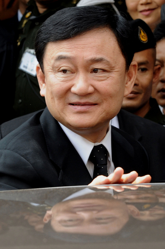タクシン元首相が訪日、国際舞台への復帰狙う