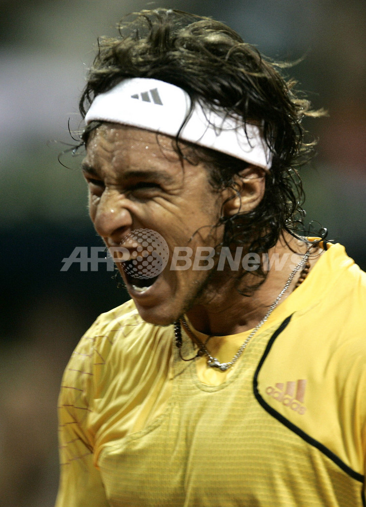 ＜男子テニス テルメクス杯2007＞モナコ オルナに勝利し準決勝進出 - アルゼンチン