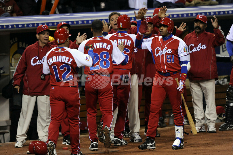 キューバ メキシコを下し望みつなぐ、第2回WBC