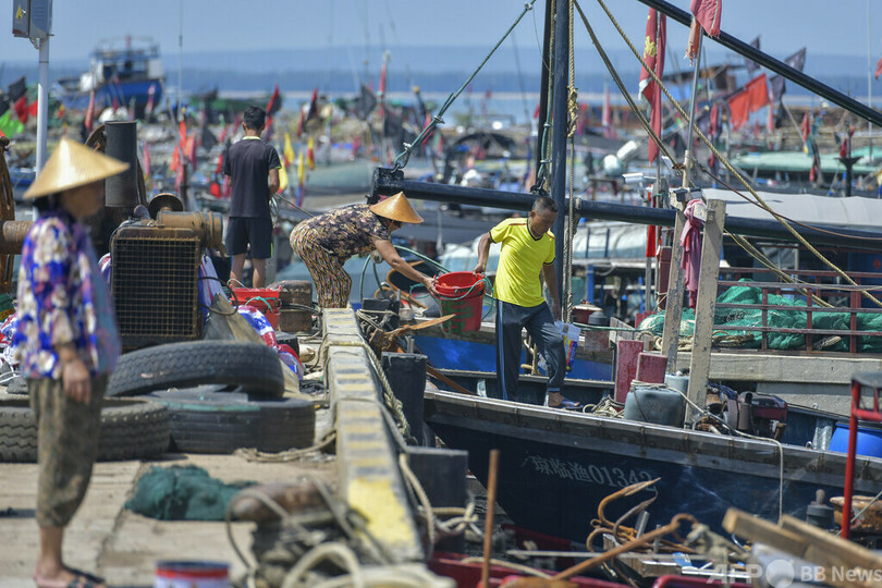 禁漁期間終えて1.4万隻の漁船が出港 中国・海南
