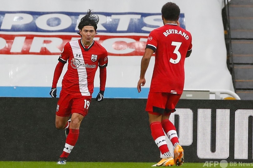 南野が移籍後初ゴール サウサンプトンは9人相手に黒星