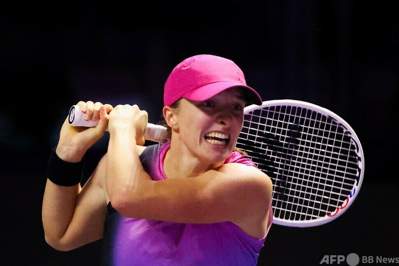 シフィオンテク4強逃す、クレイチコバが準決勝へ WTAファイナルズ