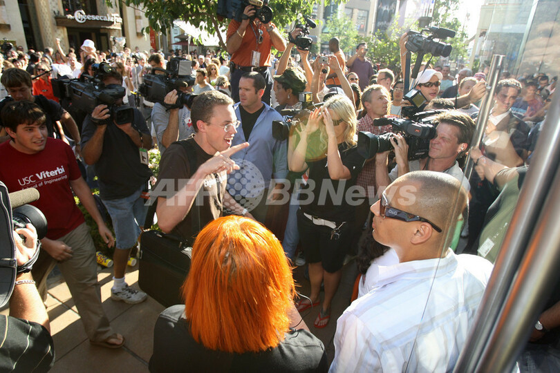 アップルのiPhone、全米で好調な売れ行き