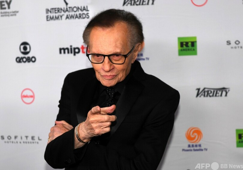 ラリー・キングさん死去 米大物司会者、コロナ感染か