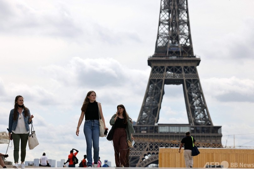 アフリカで変異株拡大 フランスではマスク義務緩和