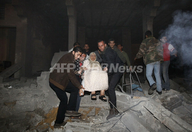 イスラエル軍、ガザ空爆でハマス幹部殺害 地上戦の用意も