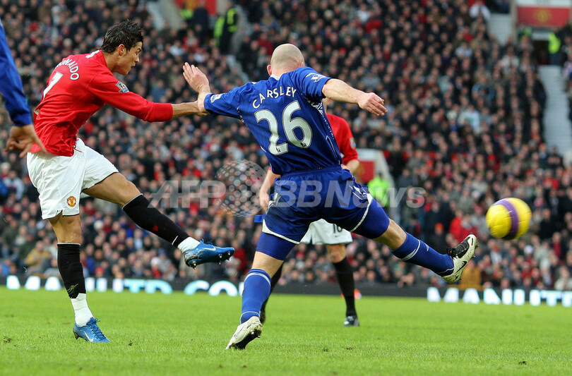 マンチェスター・ユナイテッド エバートンを降し4連勝