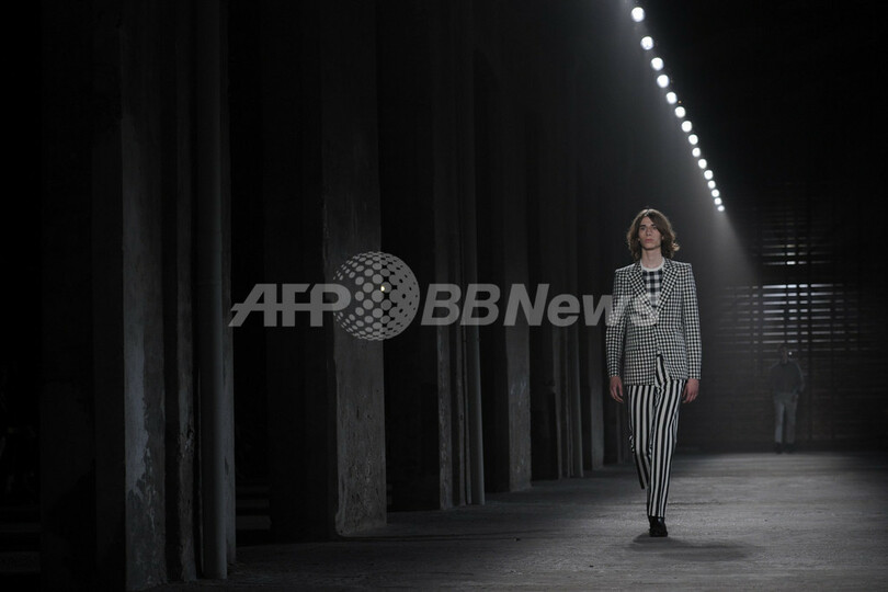 ＜12年春夏ミラノ・メンズコレクション＞アレキサンダー・マックイーン