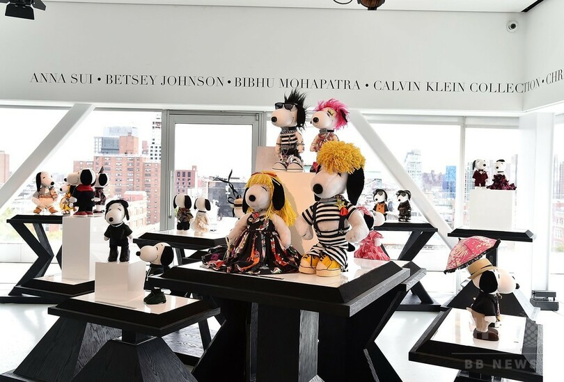 ドリスやアナ・スイ、DVFらも参加、スヌーピー生誕65周年記念チャリティー