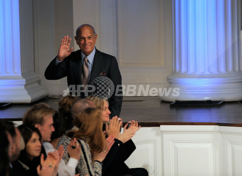 ＜10年プレフォール・コレクション＞オスカー・デ・ラ・レンタ、新作を発表