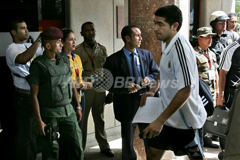 アルゼンチン代表 準決勝を控え試合開催地に到着