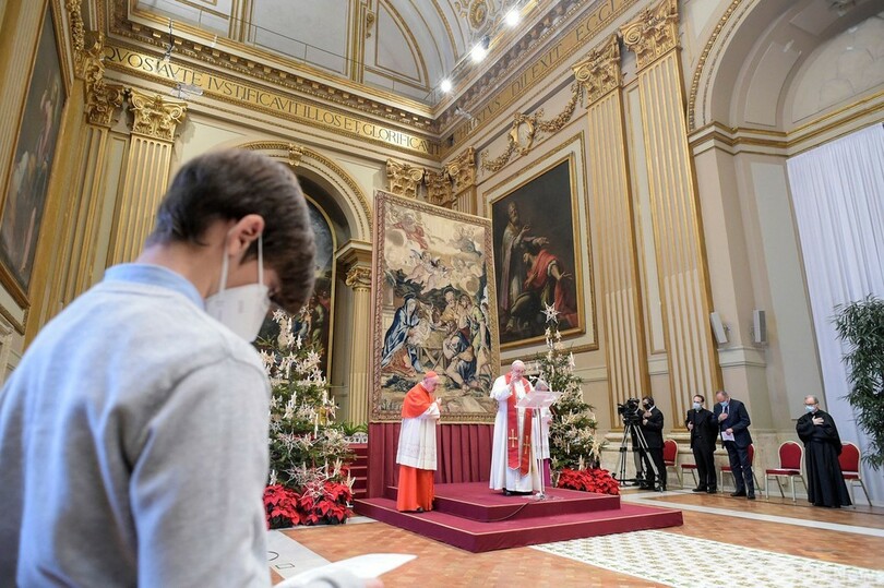世界各地で異例のクリスマス コロナの影響色濃く