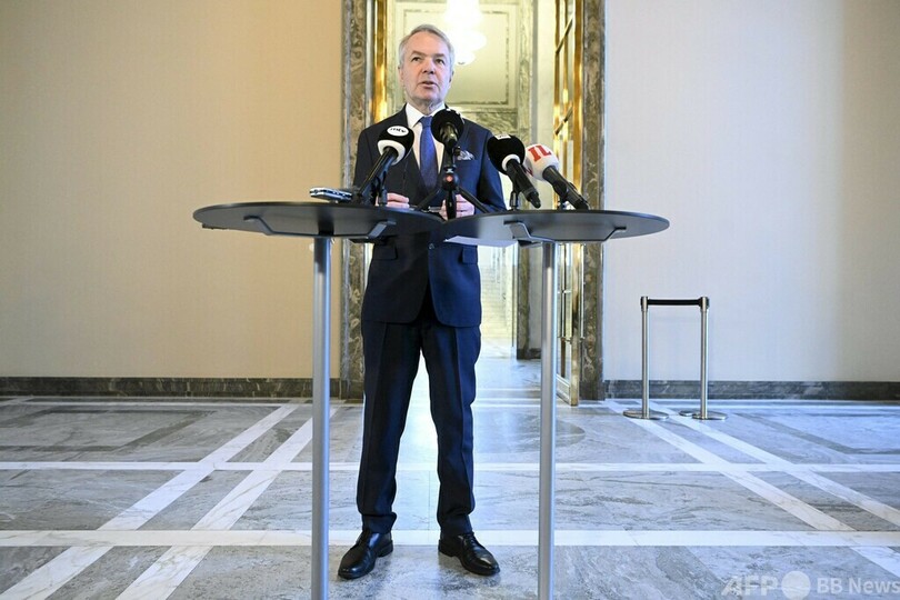 フィンランド外相、NATO単独加盟検討に言及