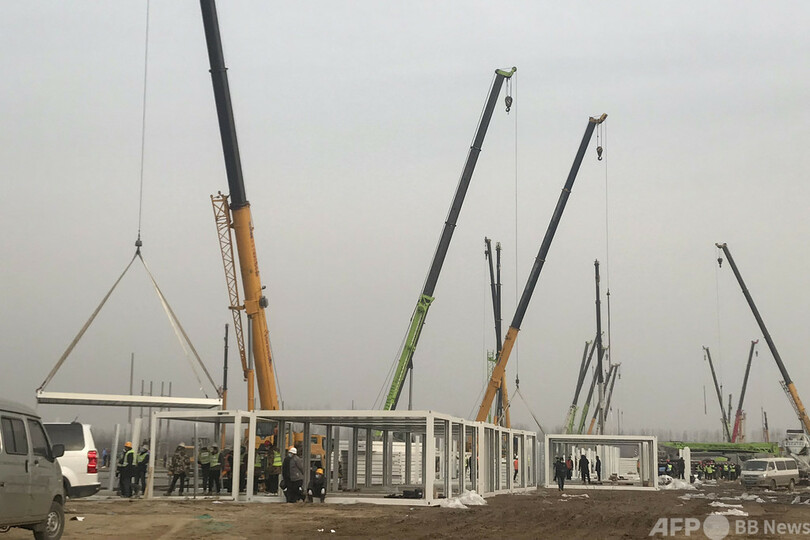 急ピッチで進む大規模隔離施設の建設 中国・河北省