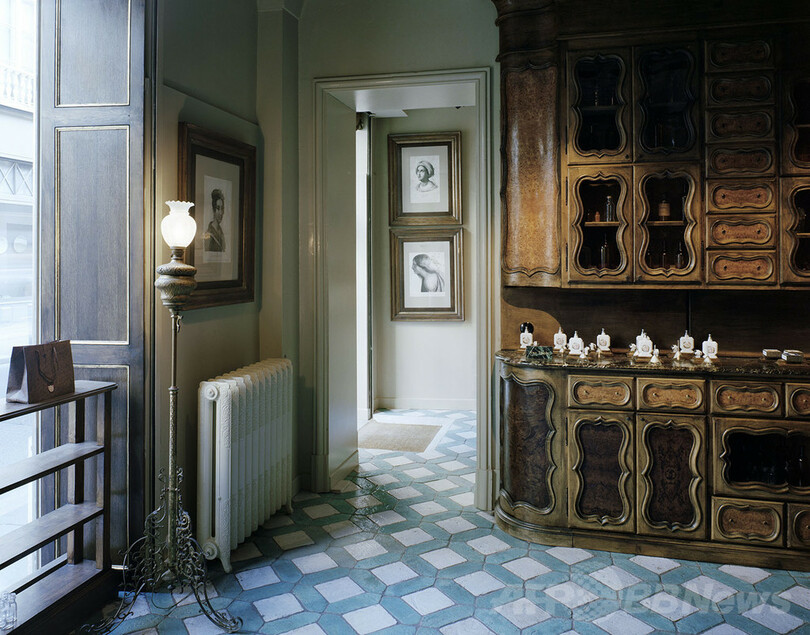 19世紀の仏香水ブランドが復活、パリで話題のビューティーストア「BULY」